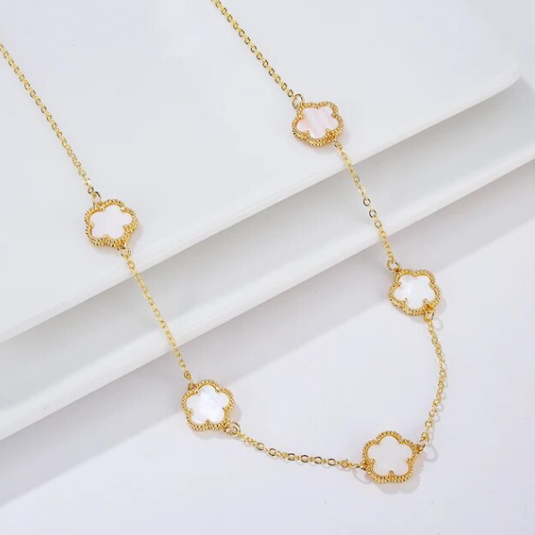 CloveLux™ Clover Necklace